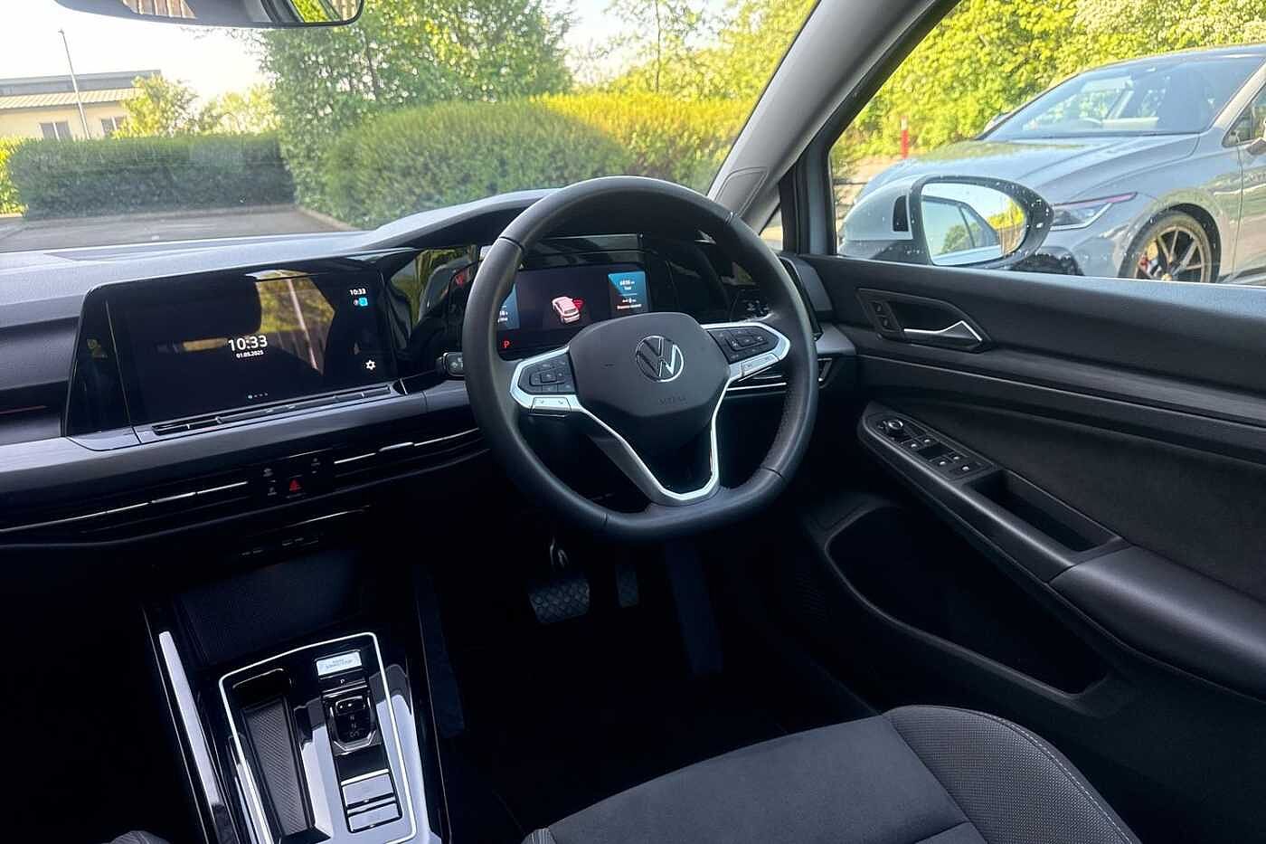 Volkswagen Golf Style 1.5 eTSI 150PS 7-speed DSG 5 Door