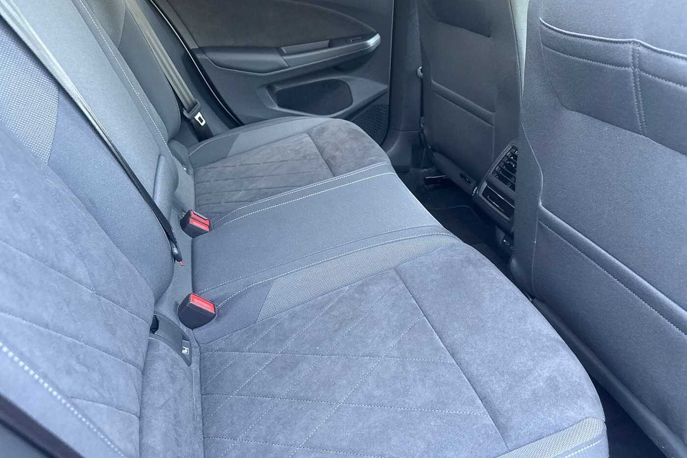 Volkswagen Golf Style 1.5 eTSI 150PS 7-speed DSG 5 Door