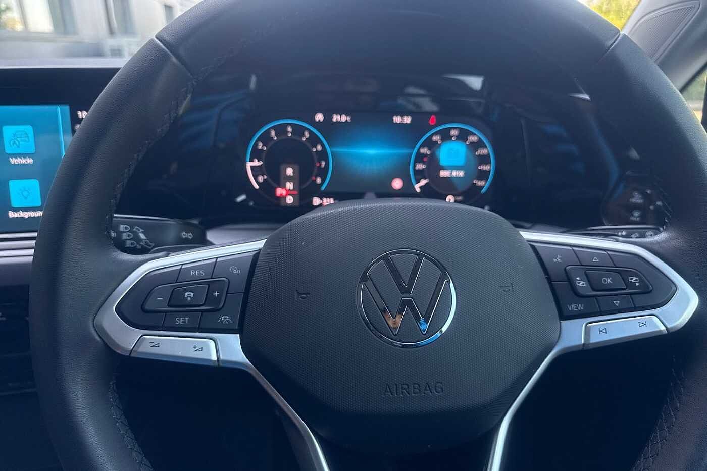 Volkswagen Golf Style 1.5 eTSI 150PS 7-speed DSG 5 Door