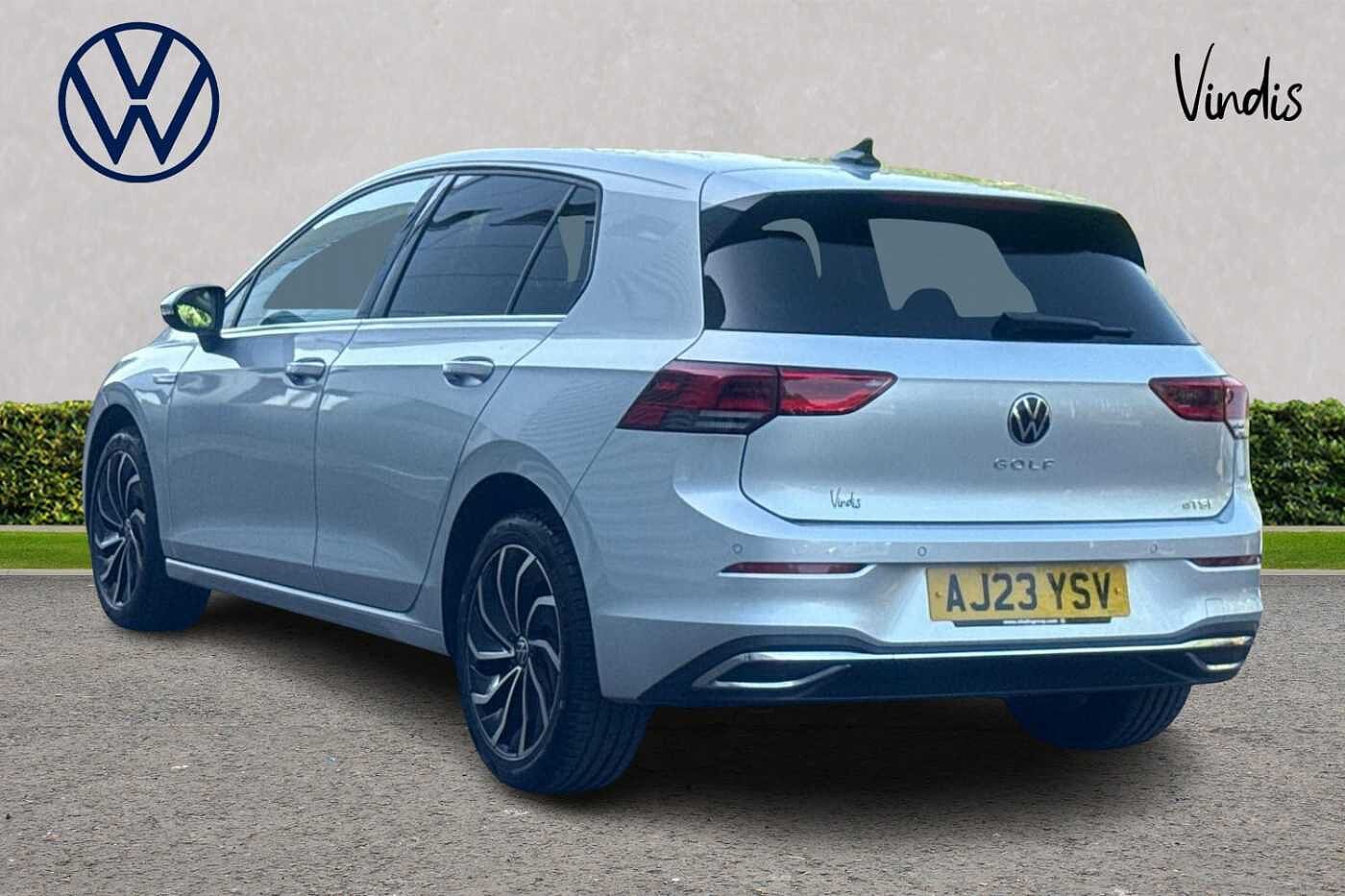 Volkswagen Golf Style 1.5 eTSI 150PS 7-speed DSG 5 Door