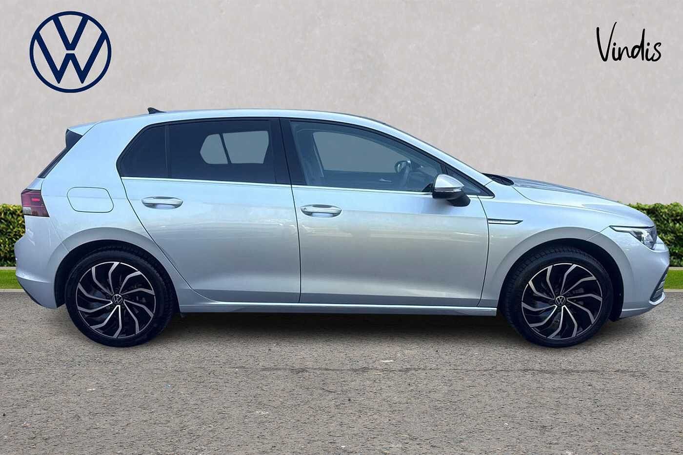 Volkswagen Golf Style 1.5 eTSI 150PS 7-speed DSG 5 Door
