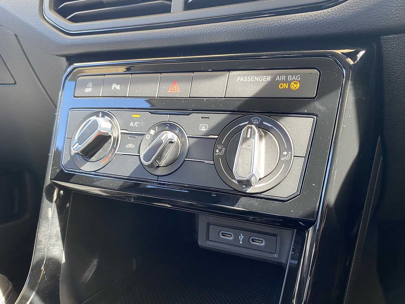 Volkswagen T-Cross 1.0 TSI 95PS Match