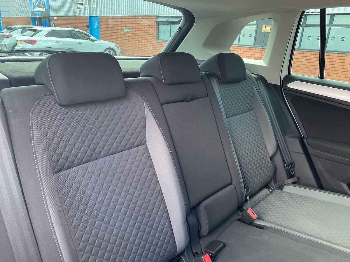 Volkswagen Tiguan 2.0 TDI 150PS 2WD SE Nav DSG 5dr
