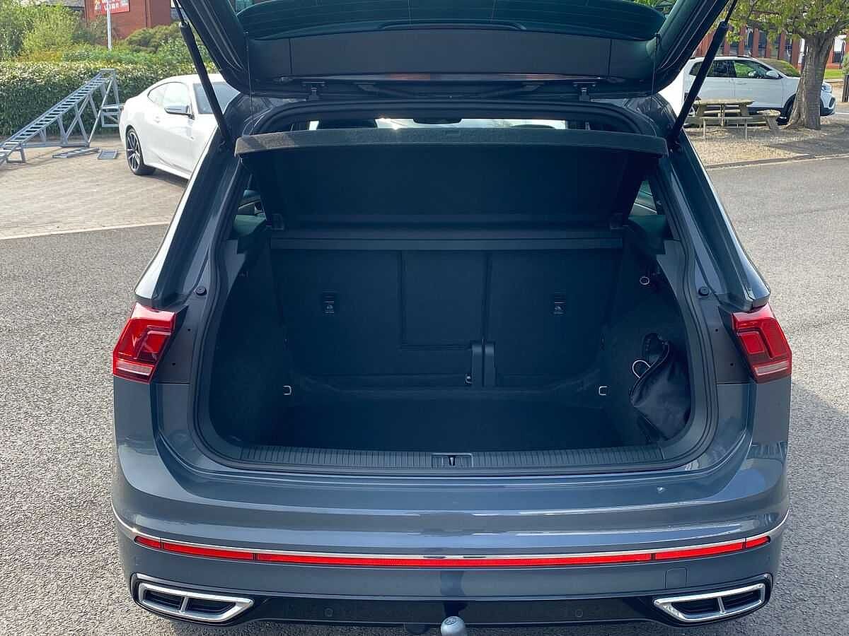 Volkswagen Tiguan 2.0 TDI (150PS) R-Line SCR DSG