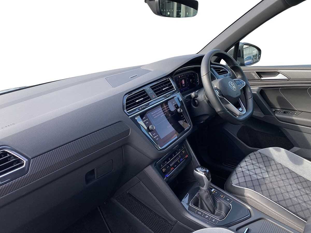 Volkswagen Tiguan 2.0 TDI (150PS) R-Line SCR DSG