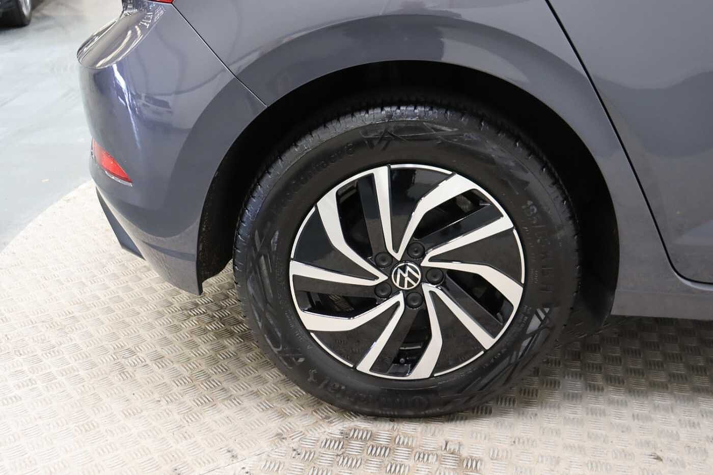 Volkswagen Polo 1.0 TSI Life 5dr