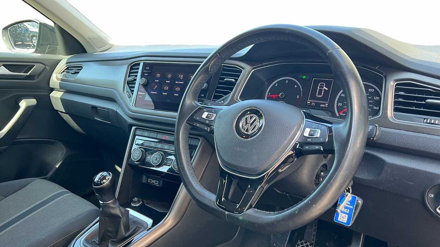 Volkswagen T-ROC 2017 1.6 TDI SE 115PS