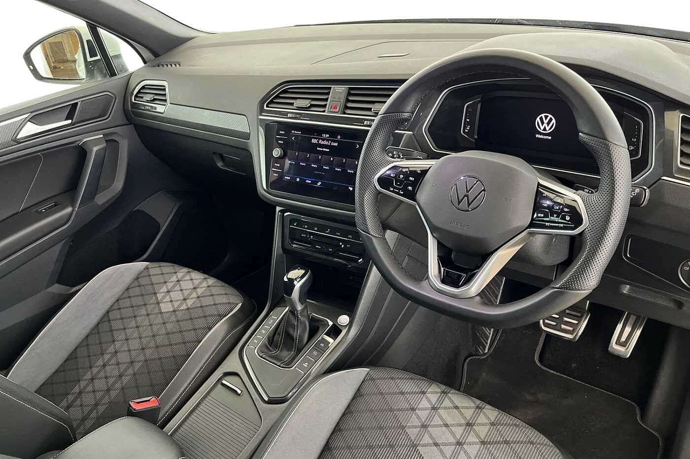 Volkswagen Tiguan 1.5 TSI R-Line SUV 5dr Petrol DSG Euro 6 (s/s) (150 ps)