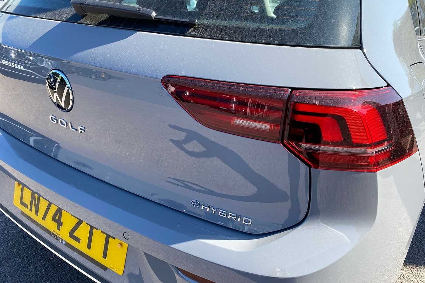 Volkswagen Golf Hatchback 1.5 TSI 204 Style eHybrid 5dr DSG